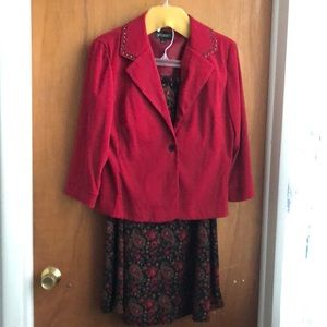 Skirt and jacket set size 12 red,black
